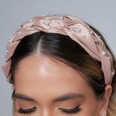 Diadema Perlas Tejido Trenza Café - Bambú Rosa Joyas y Accesorios